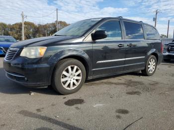  Salvage Chrysler Minivan