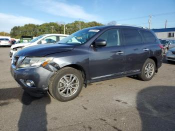  Salvage Nissan Pathfinder