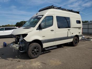  Salvage Mercedes-Benz Sprinter