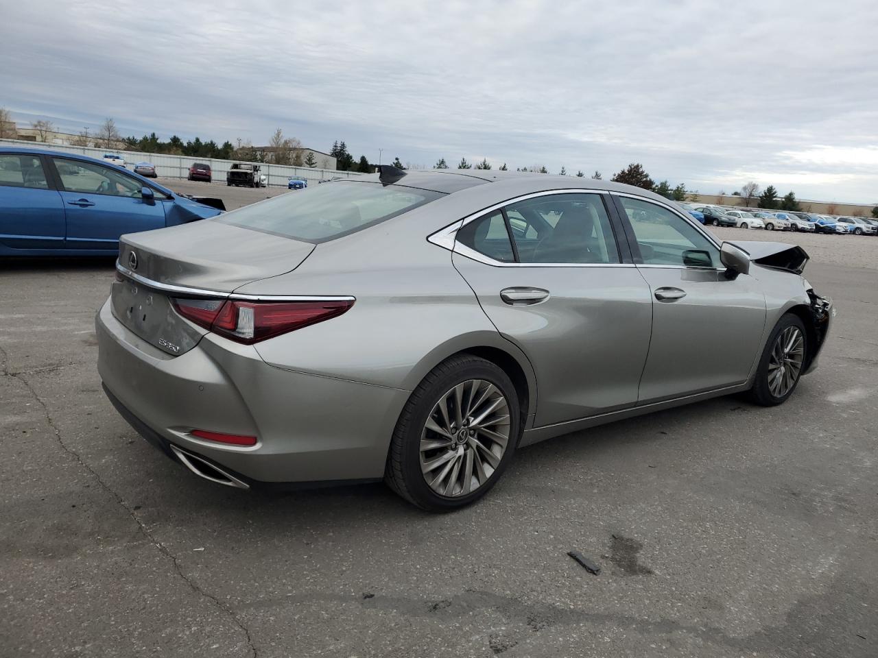 Lexus Es 350 Image 3