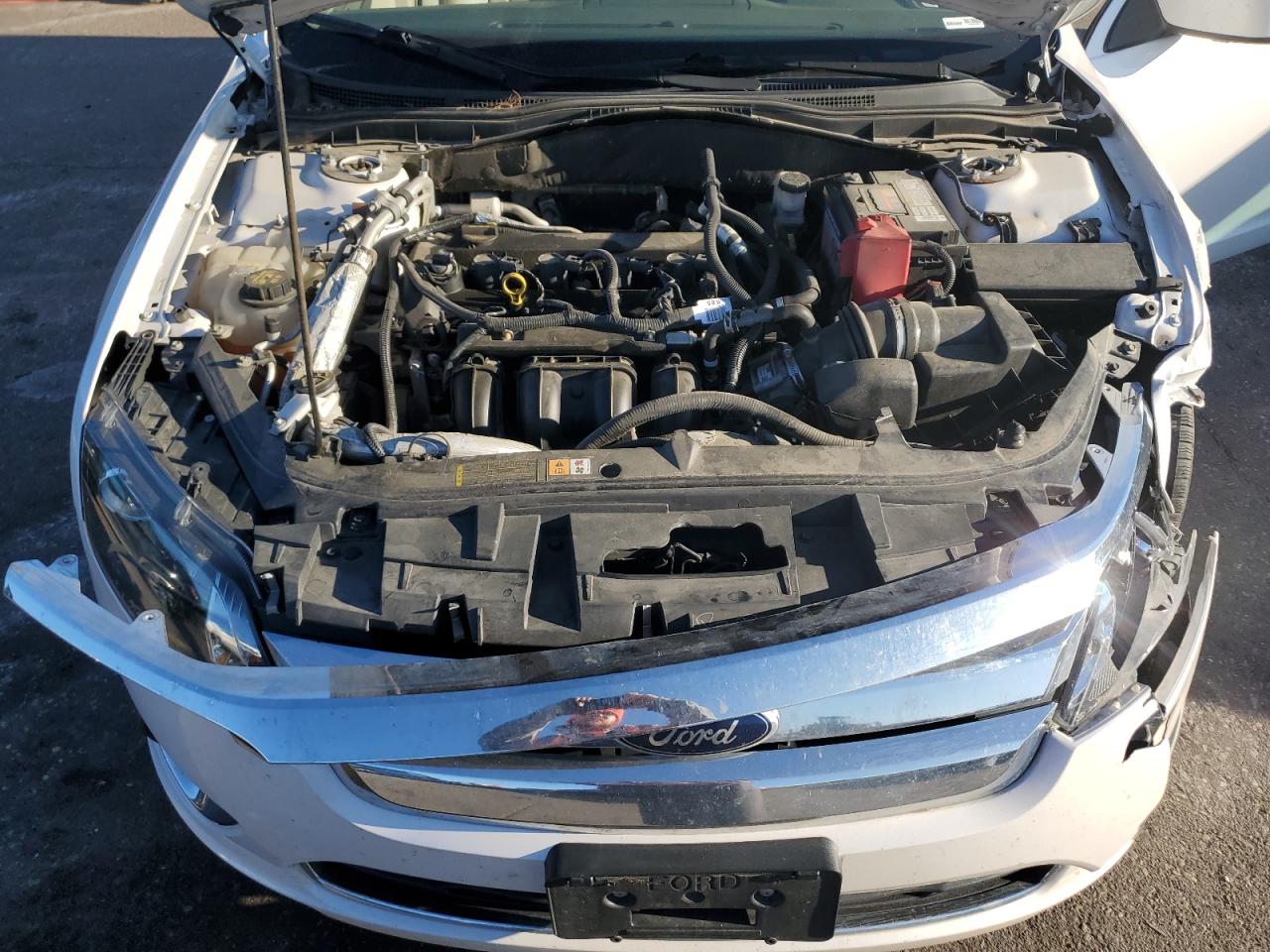 Ford Fusion Sel Image 11