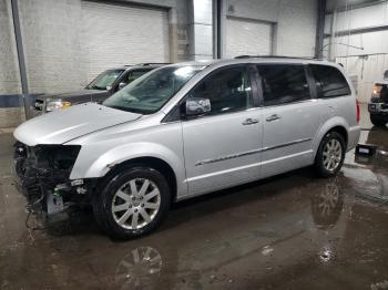  Salvage Chrysler Minivan