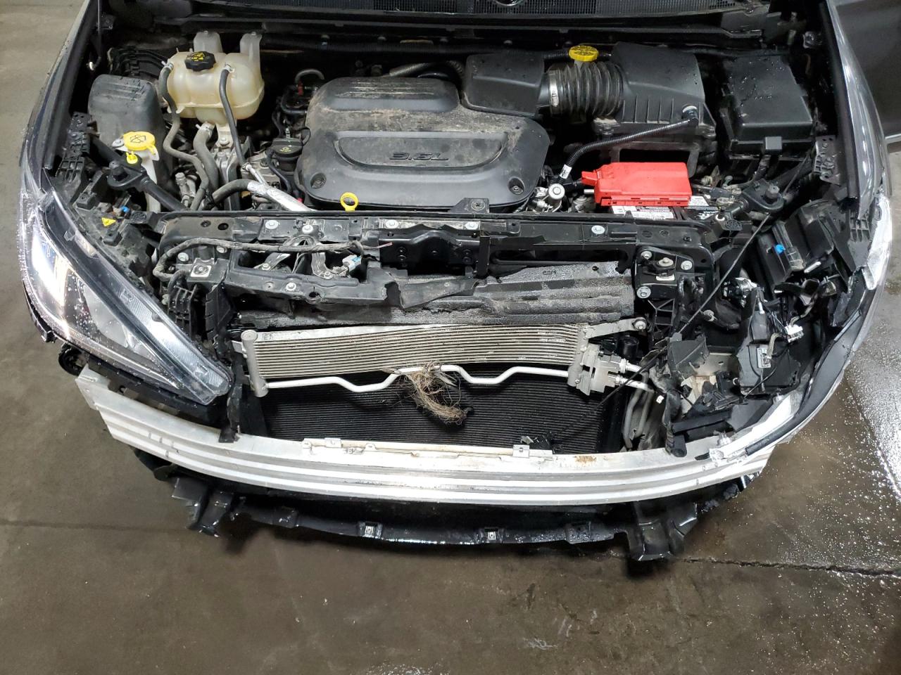 Chrysler Pacifica Limited Image 9