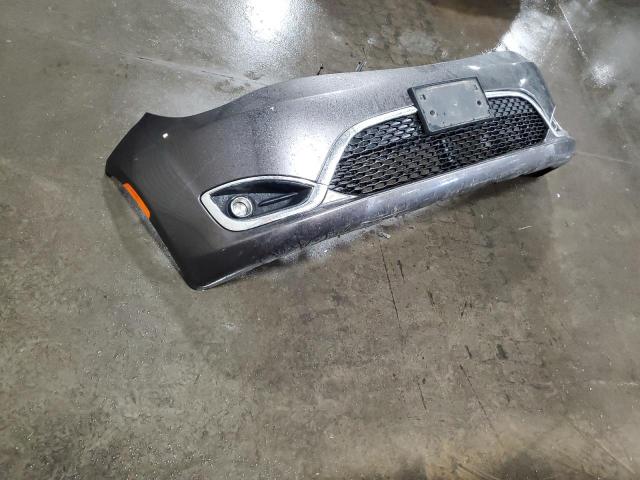 Chrysler Pacifica Limited Image 6