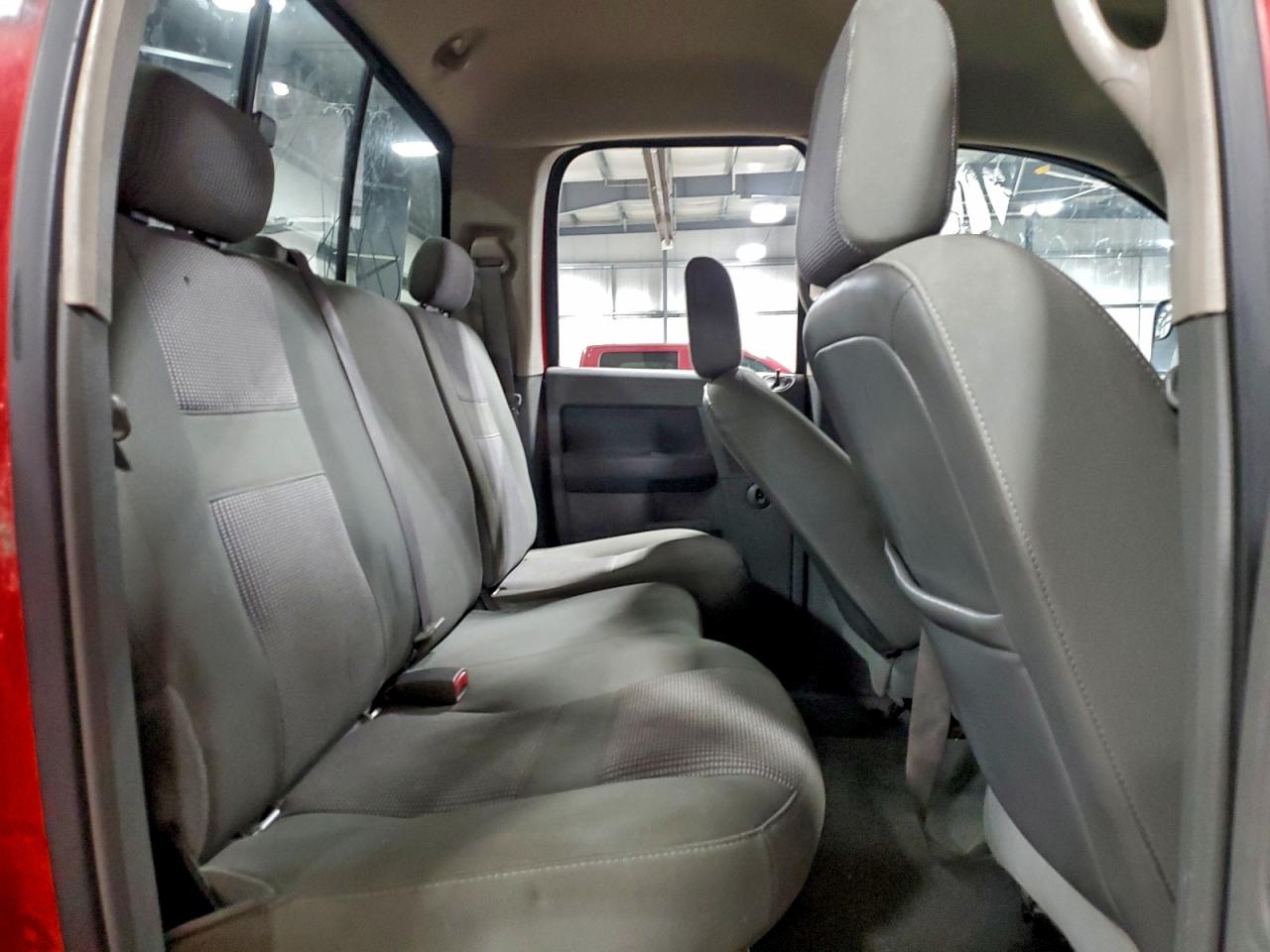 Dodge Ram 2500 St Image 12