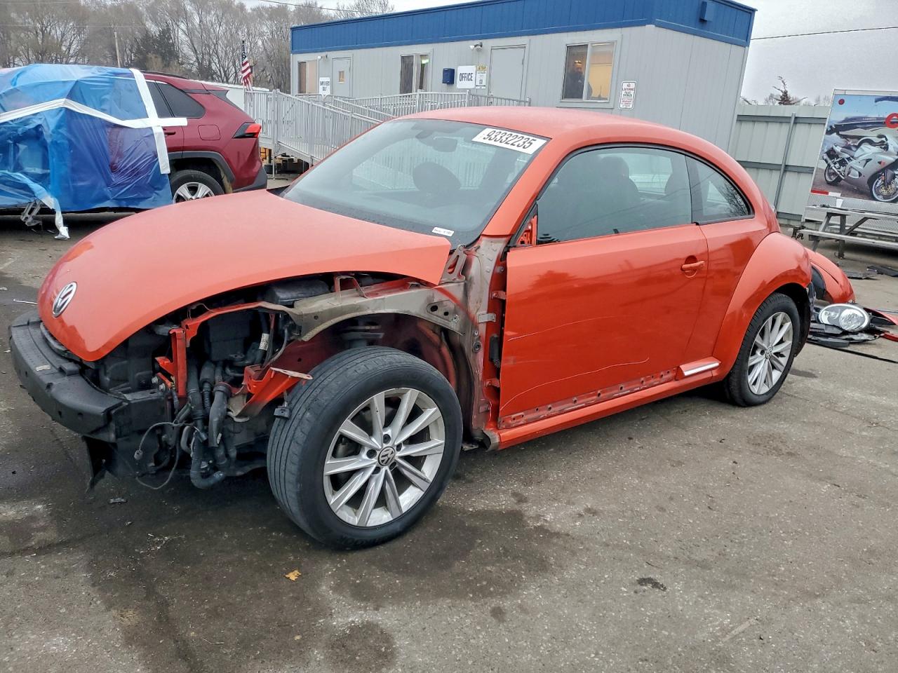 Volkswagen Beetle S Image 1