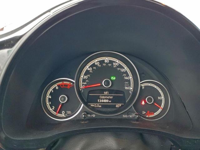 Volkswagen Beetle S Image 7