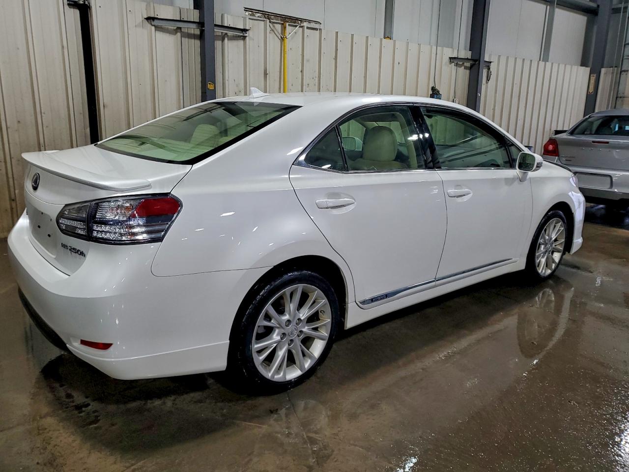 Lexus Hs 250h Image 3