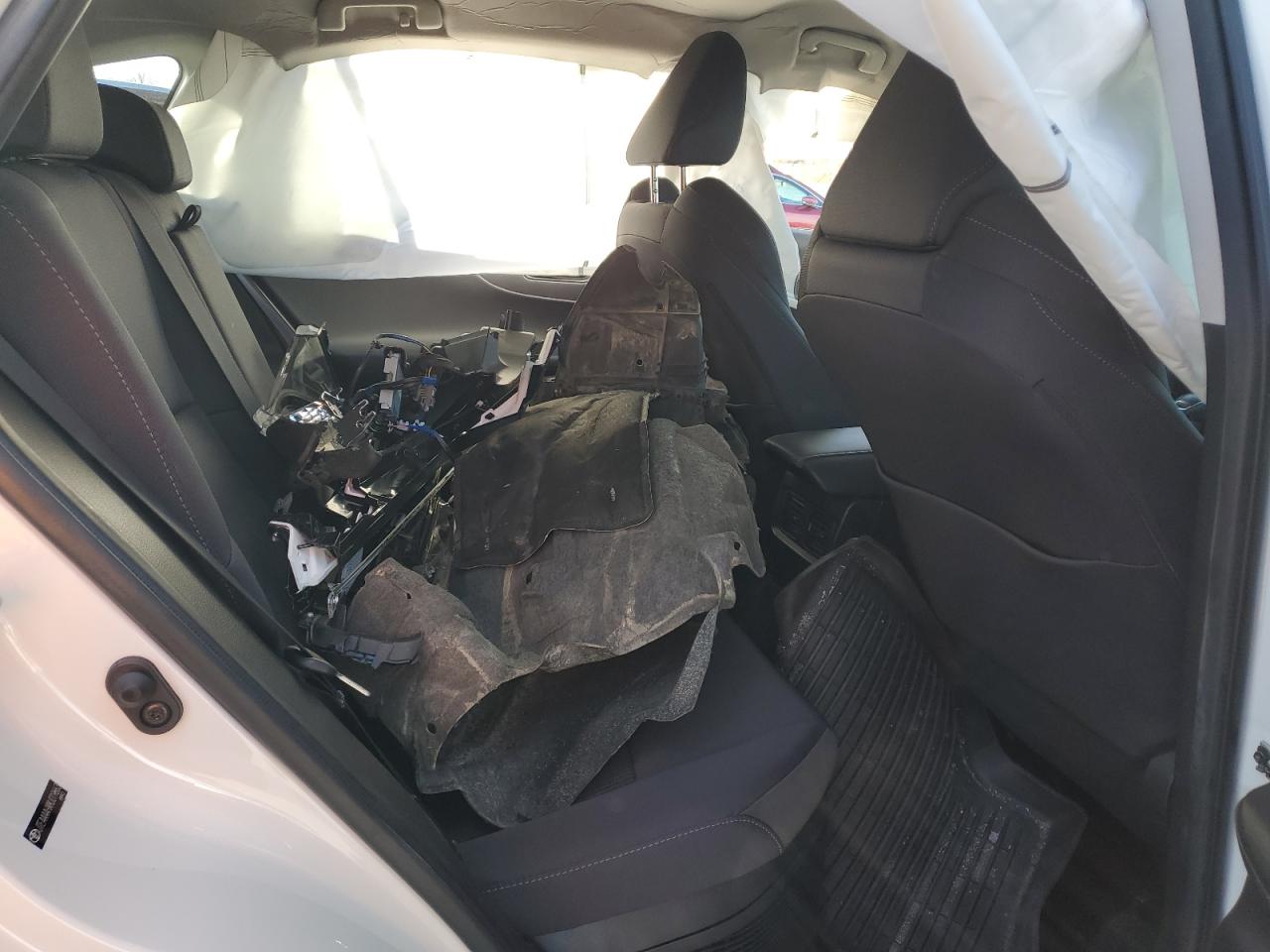 Toyota Venza Le Image 10