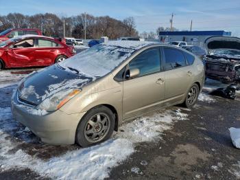  Salvage Toyota Prius