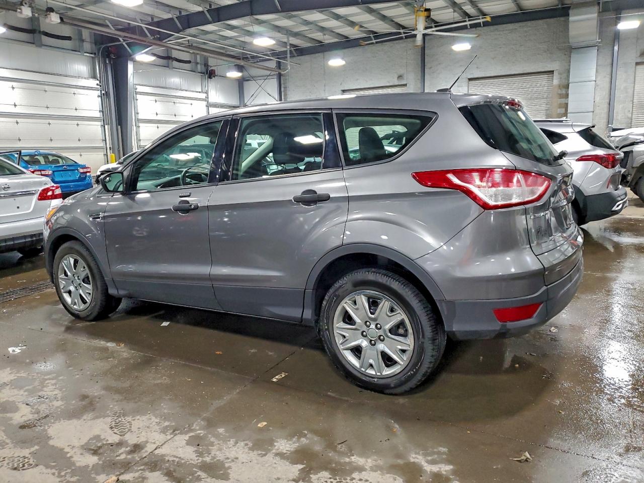 Ford Escape S Image 4