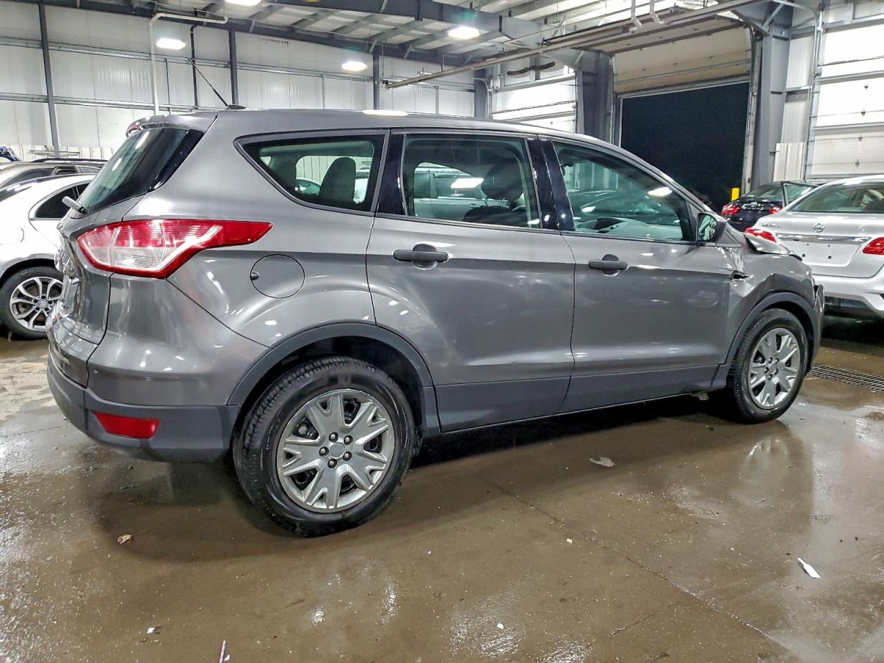 Ford Escape S Image 6