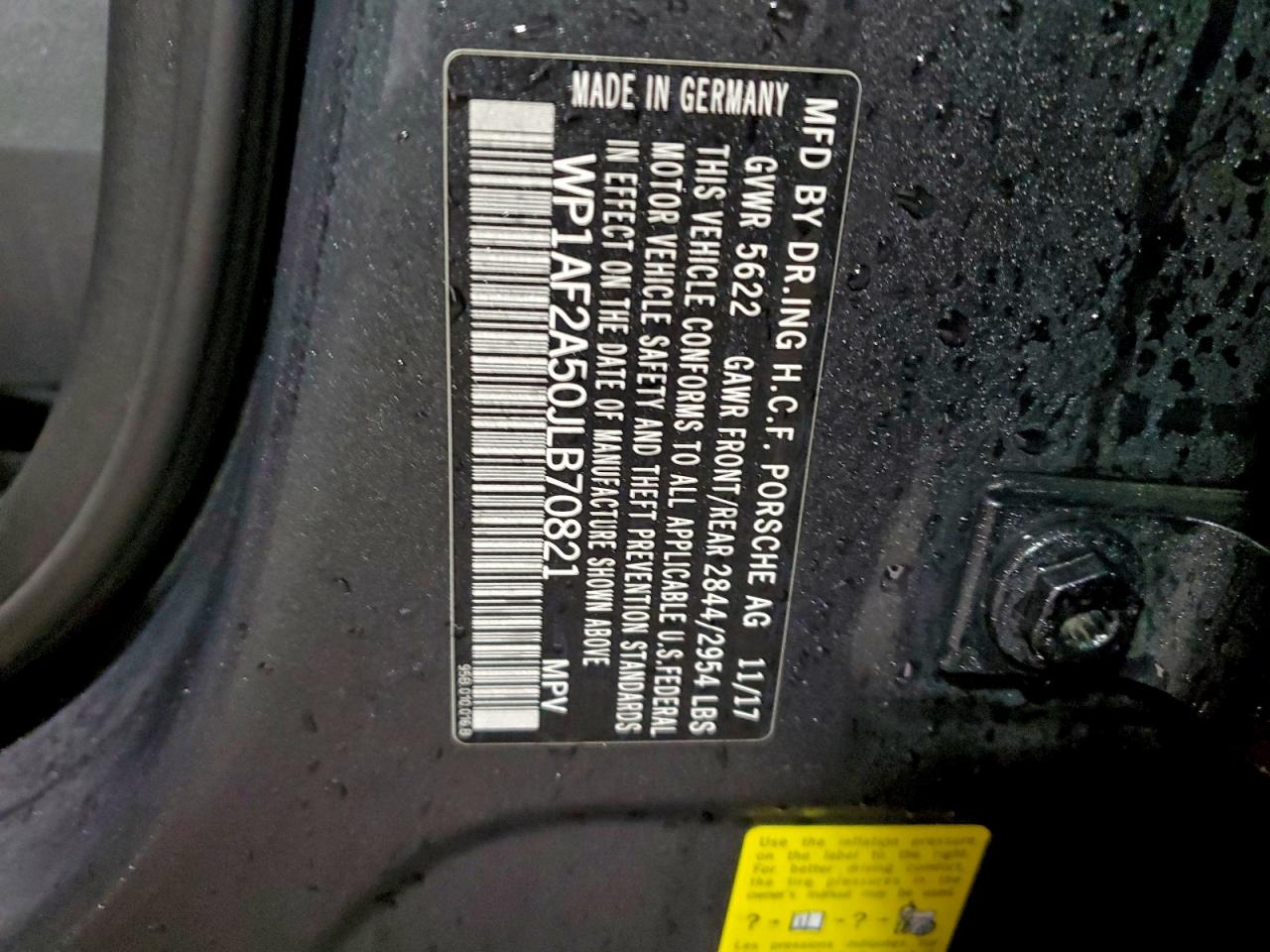 Porsche Macan Turbo Image 9