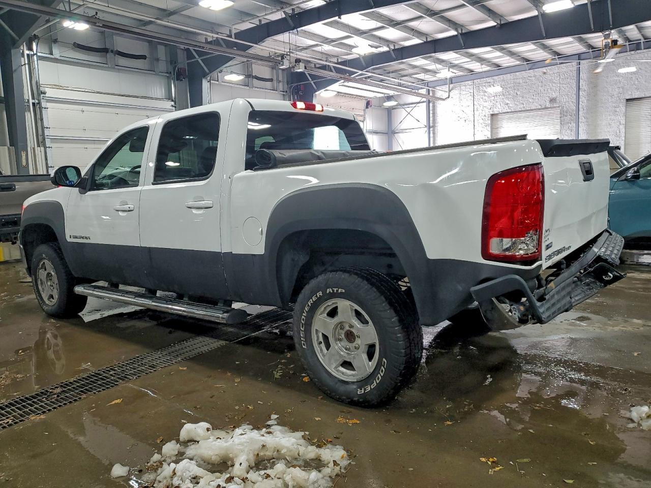 GMC Sierra K1500 Slt Image 3
