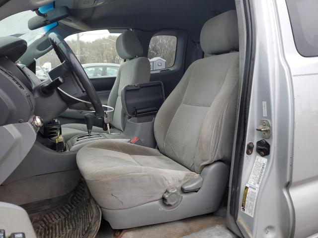 Toyota Tacoma Prerunner Access Cab Image 12