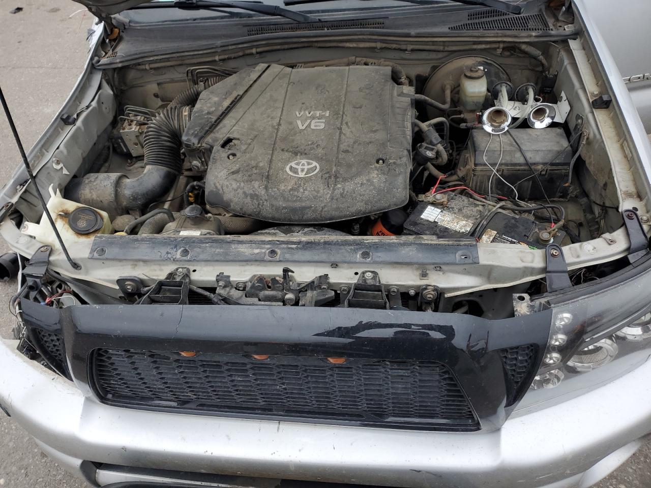 Toyota Tacoma Prerunner Access Cab Image 8