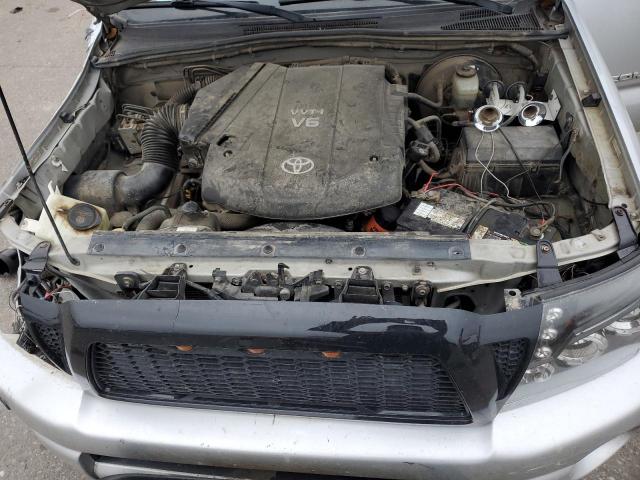 Toyota Tacoma Prerunner Access Cab Image 8