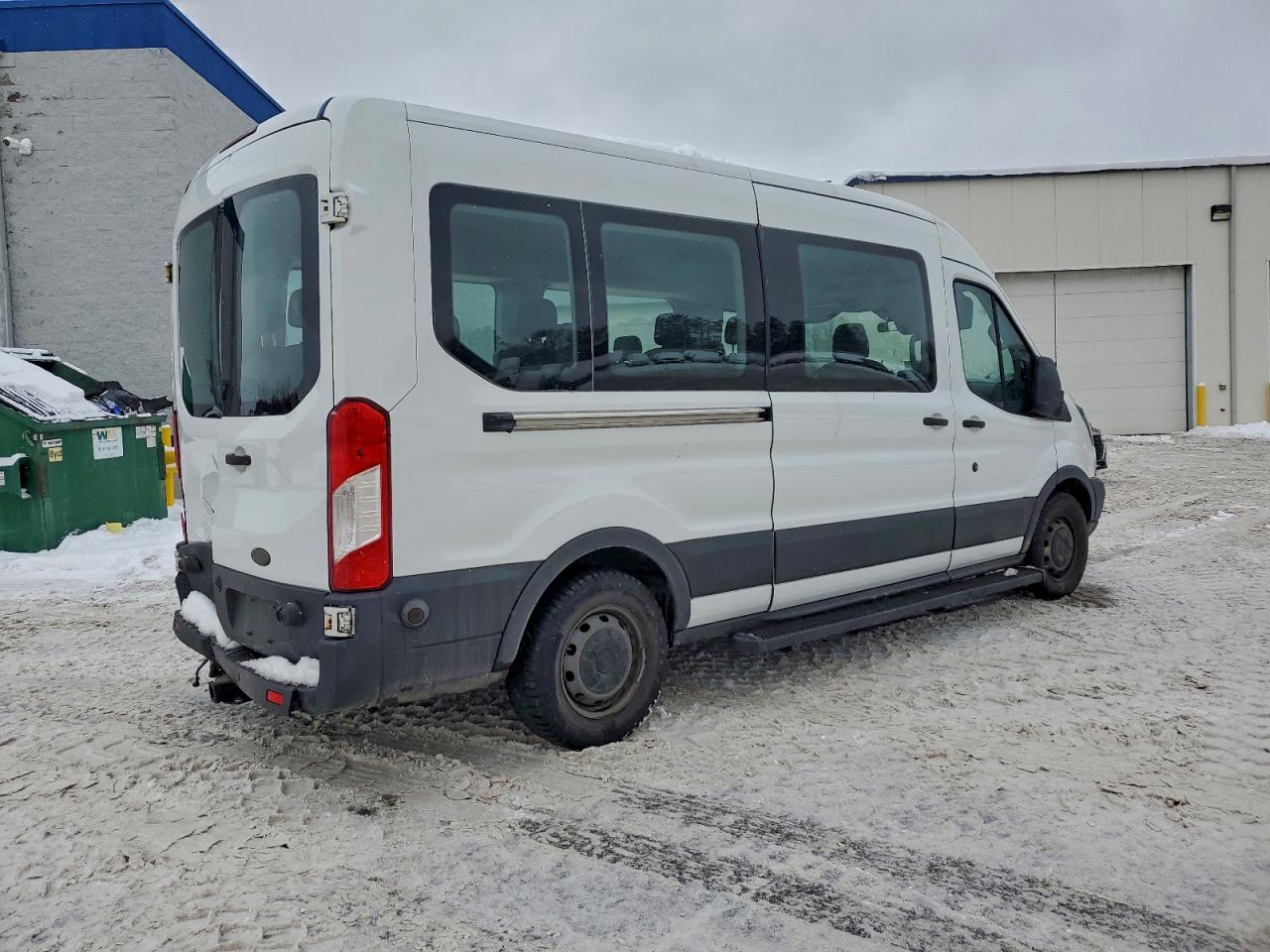 Ford Transit T-350 Image 6