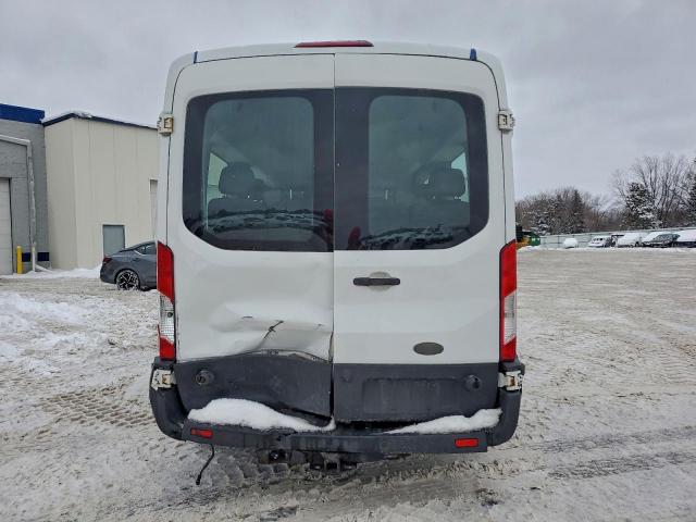 Ford Transit T-350 Image 2