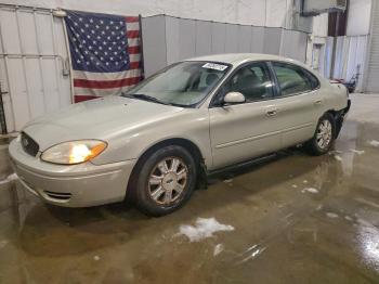  Salvage Ford Taurus