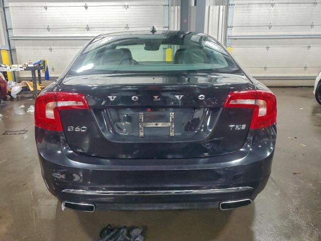 Volvo S60 Platinum Image 5