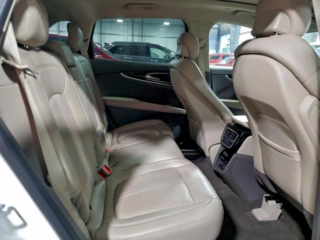 Lincoln Nautilus Reserve Image 8