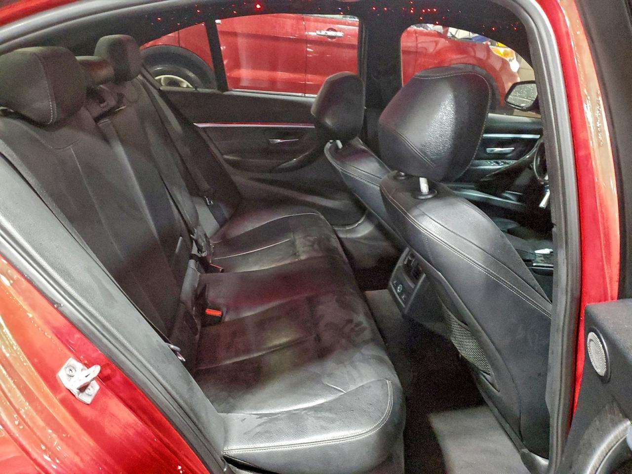 BMW 3 Series Xi Image 8