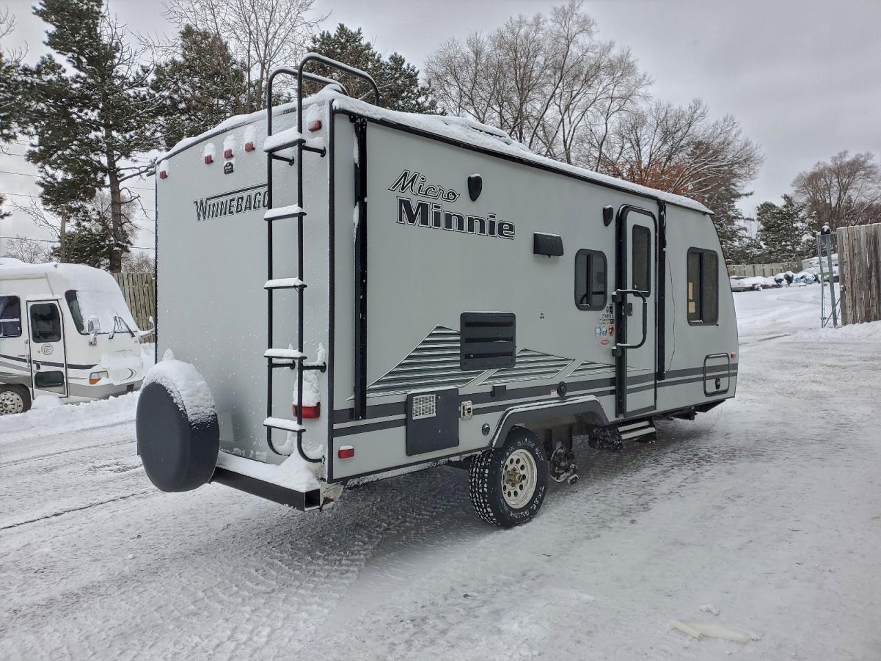 Winnebago Micro Mini Image 2