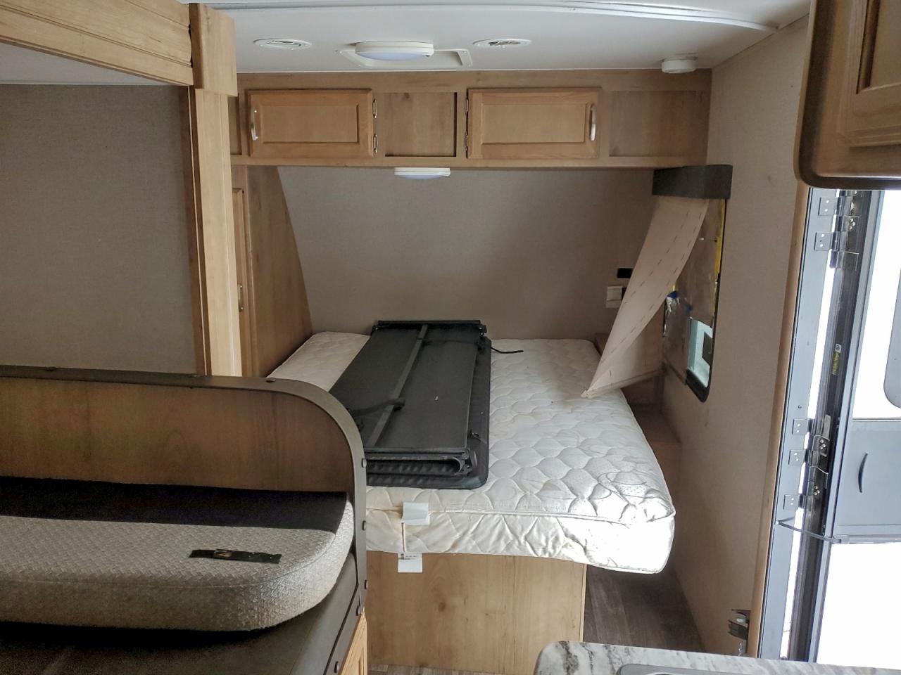 Winnebago Micro Mini Image 7