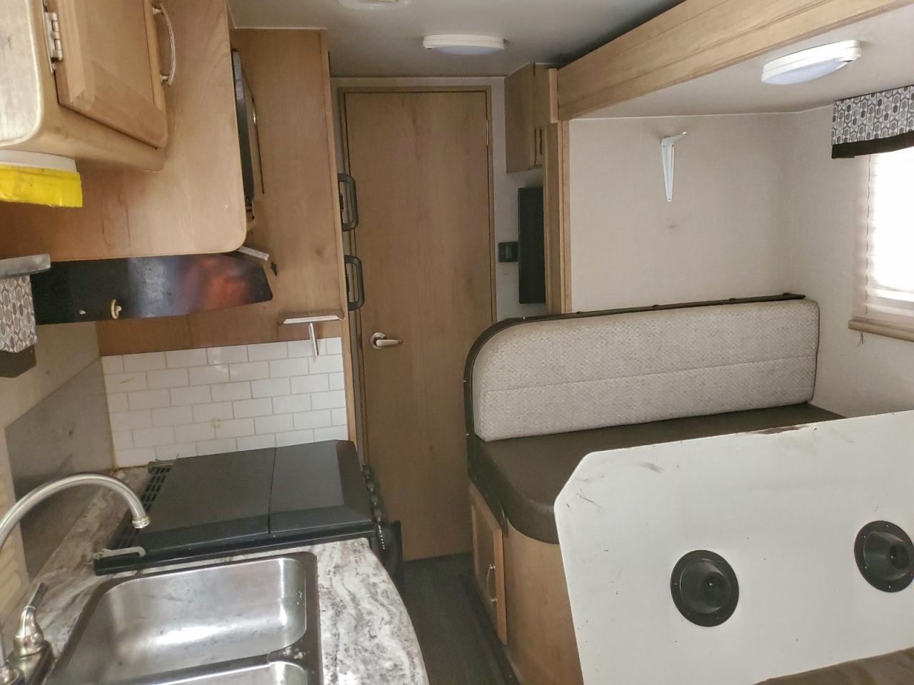 Winnebago Micro Mini Image 8