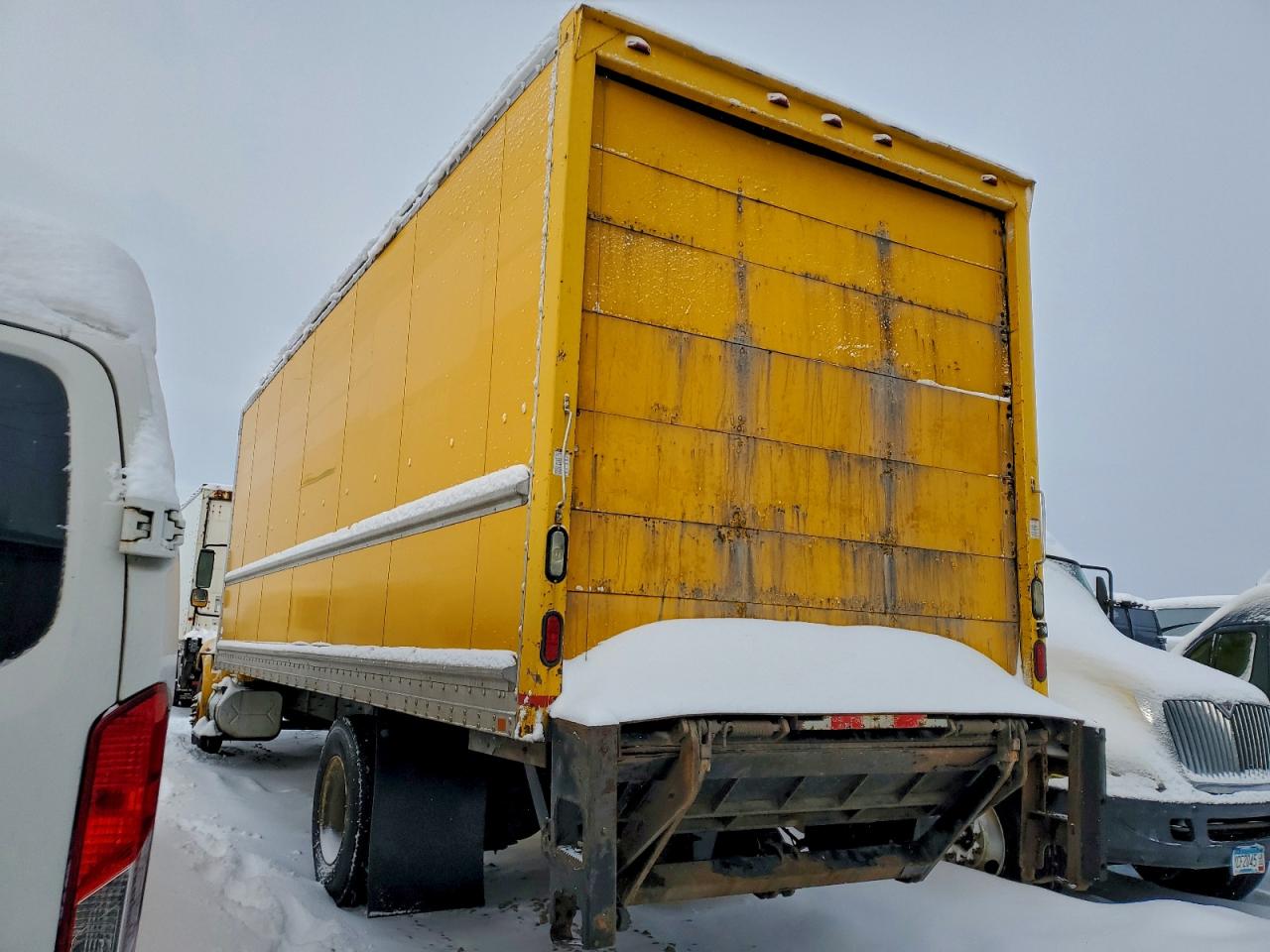 International 4300 4300 Image 2