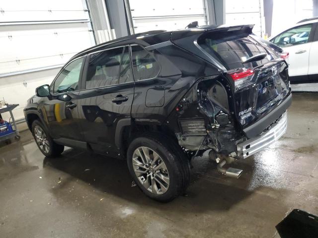 Toyota RAV4 Xle Premium Image 3