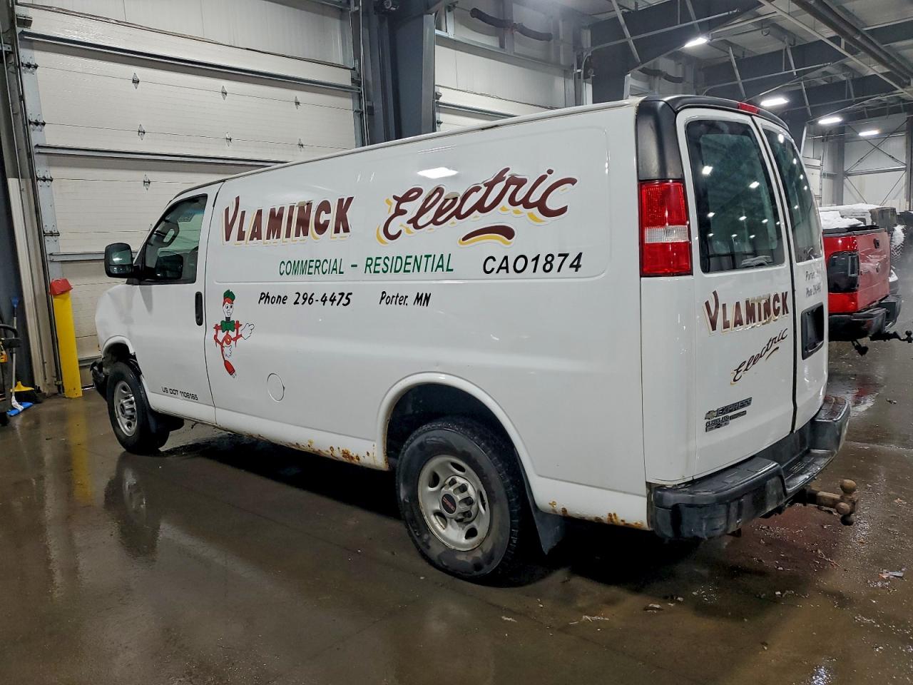 Chev Express Image 9