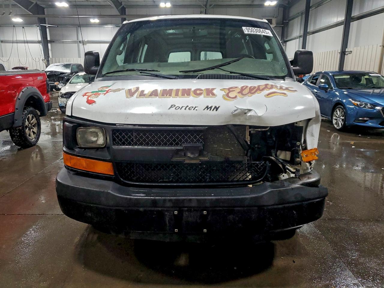 Chev Express Image 4