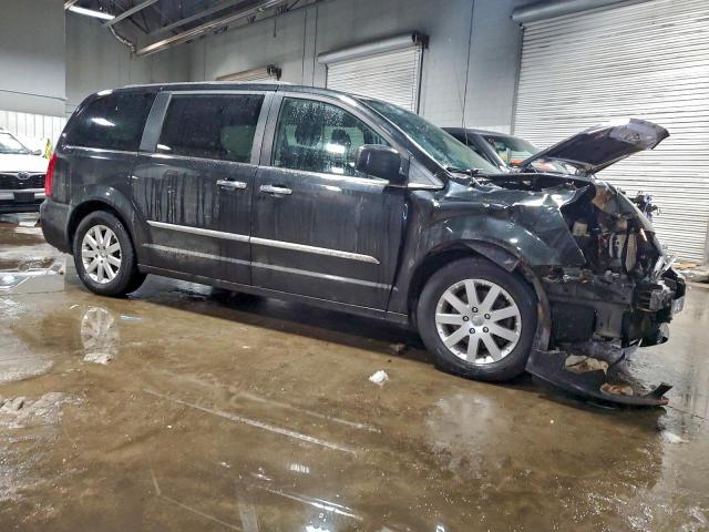 Chrysler Minivan Touring Image 8