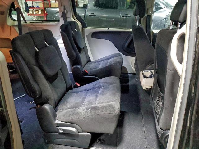 Chrysler Minivan Touring Image 12