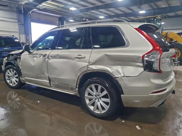 Volvo XC90 T6 Image 2