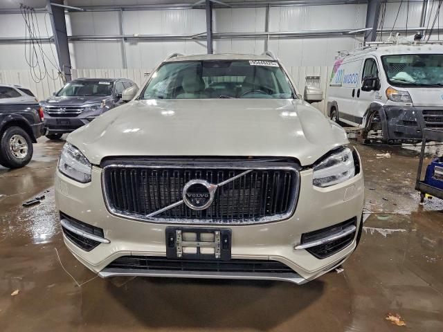 Volvo XC90 T6 Image 3