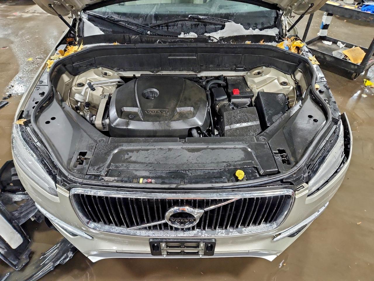 Volvo XC90 T6 Image 8