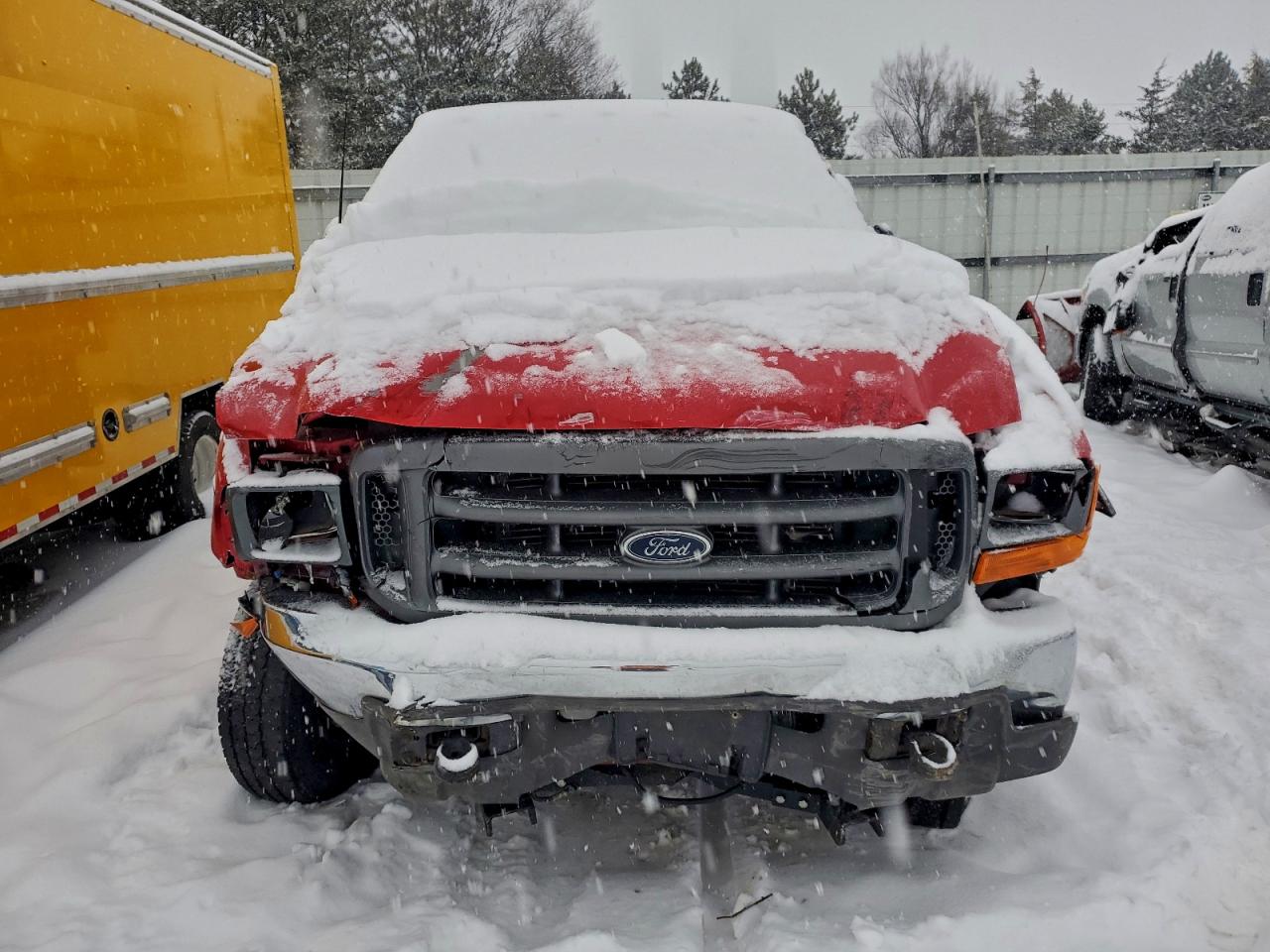 Ford F-350 Super Duty Image 11