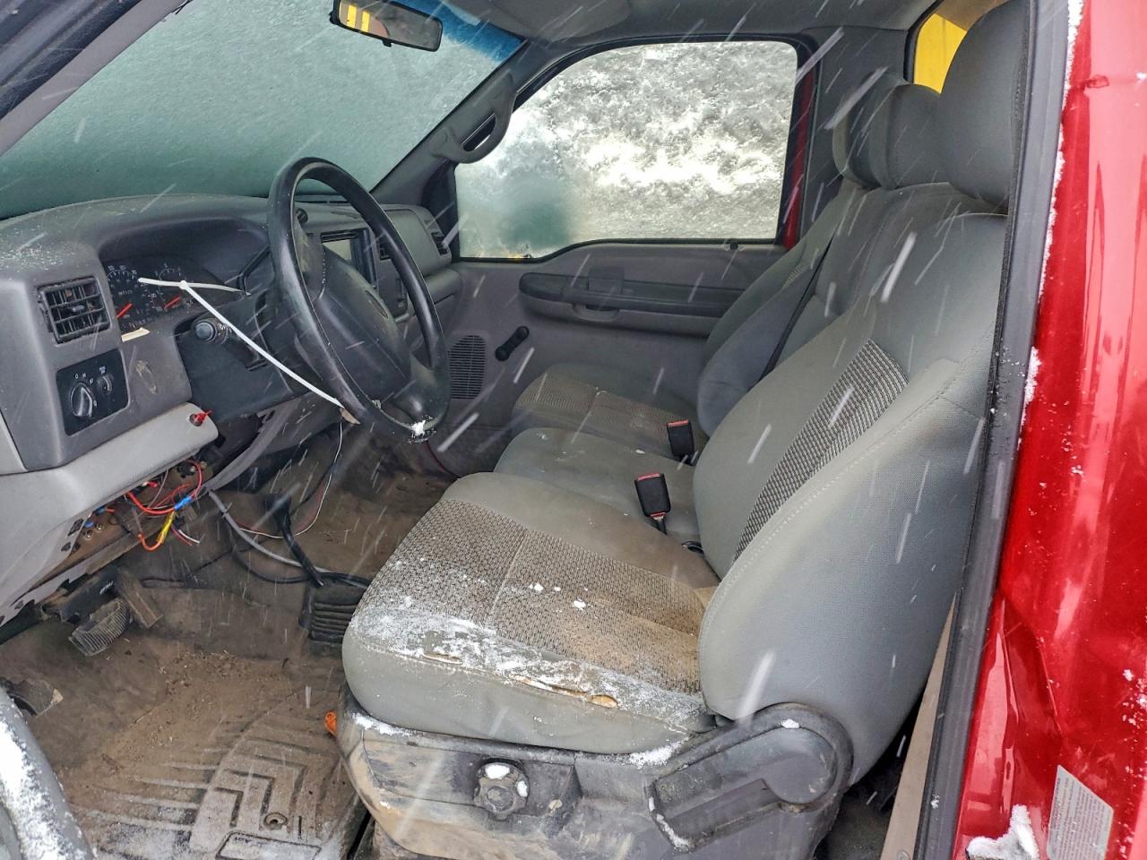 Ford F-350 Super Duty Image 9