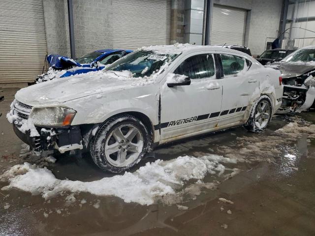  Salvage Dodge Avenger