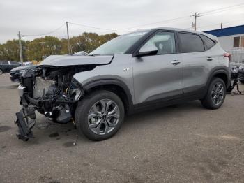  Salvage Kia Seltos