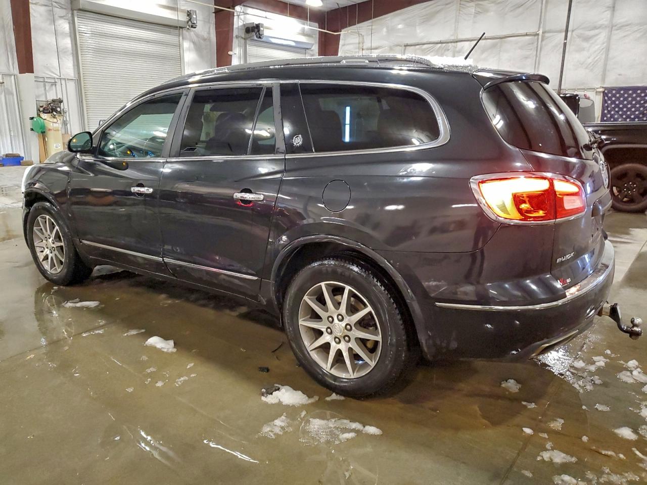 Buick Enclave Image 5