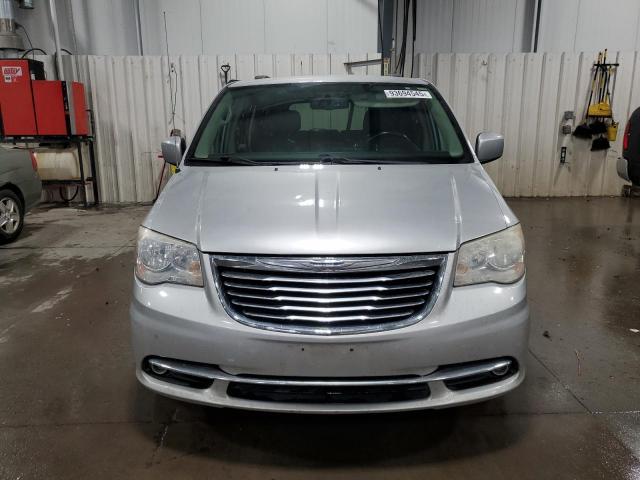 Chrysler Minivan Touring Image 6