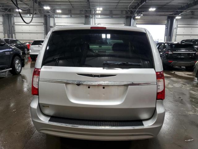 Chrysler Minivan Touring Image 3