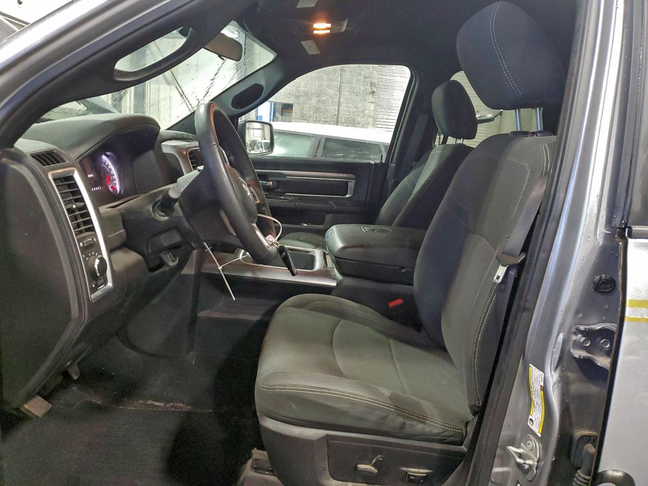 Ram 1500 Slt Image 6