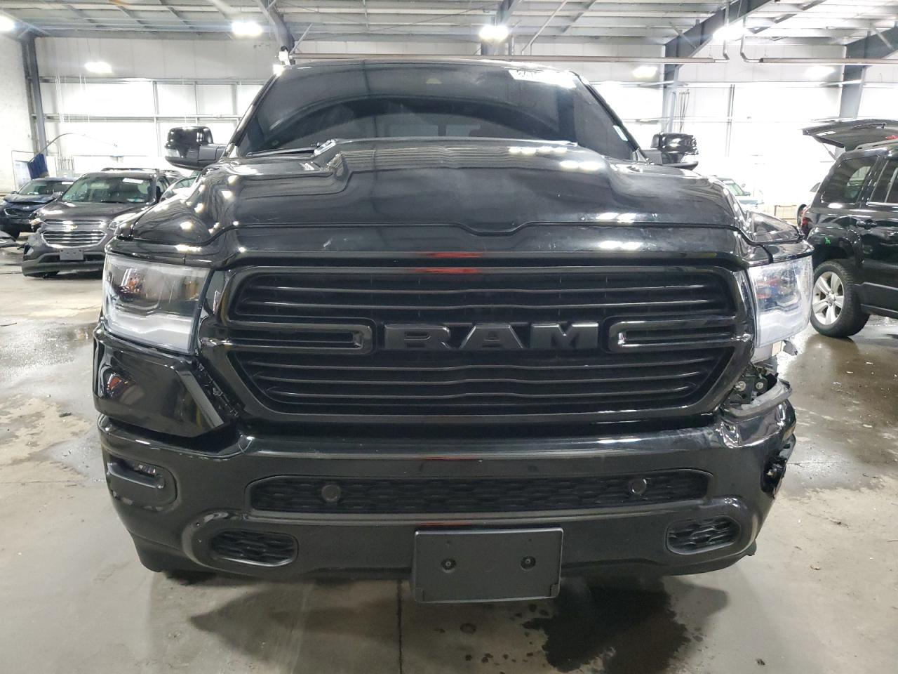 Ram 1500 Laramie Image 4