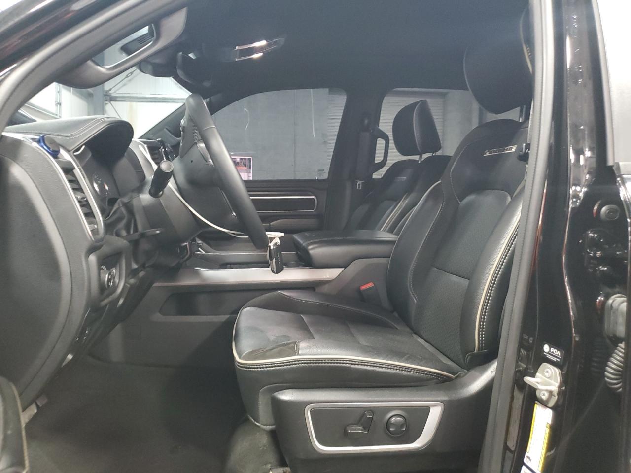 Ram 1500 Laramie Image 8