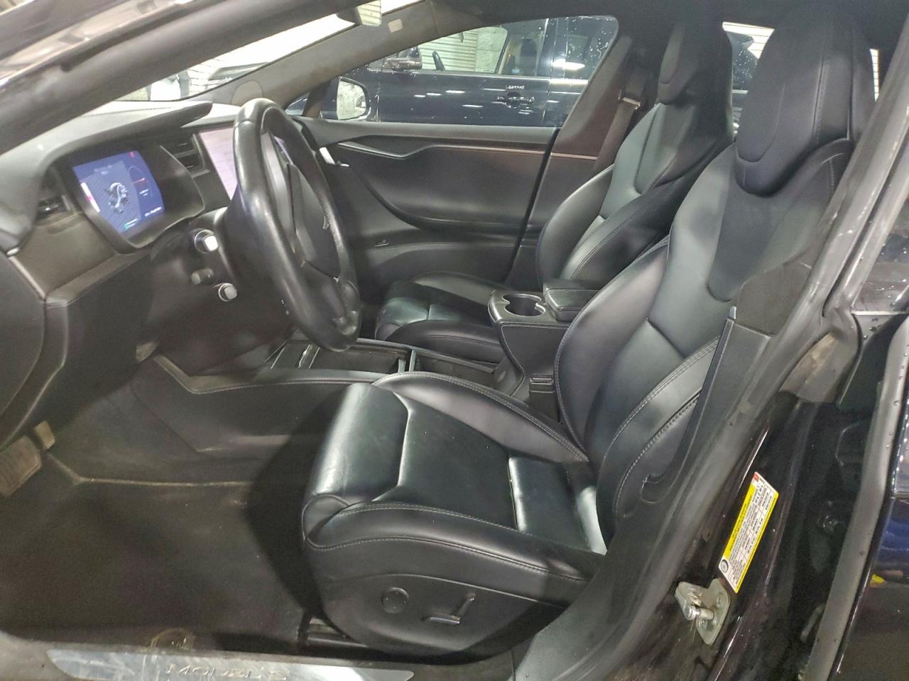 Tesla Model S Image 6